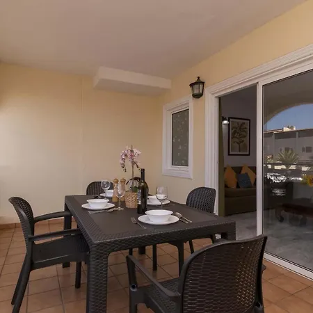 Violeta 9 - One Bed Appartement *